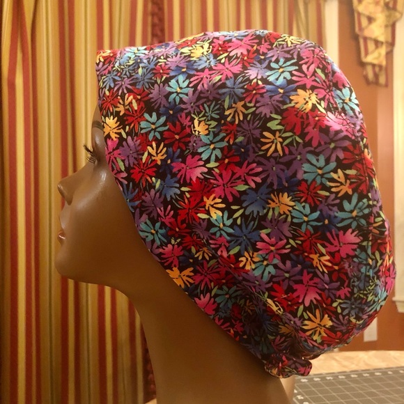 Large multicolored cap - Picture 3 of 3